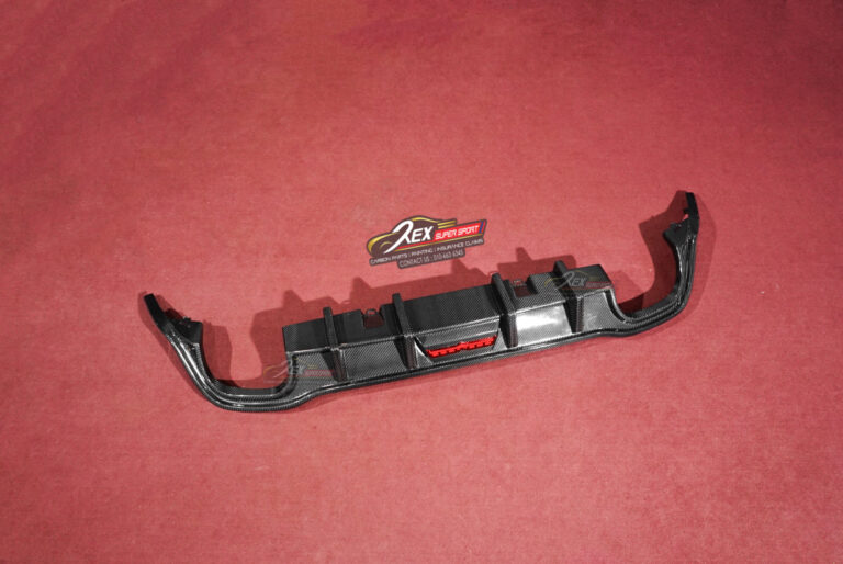 Golf Mk8 GTI R-Line Rear Diffuser TAKD Quad Exhaust Dry Carbon